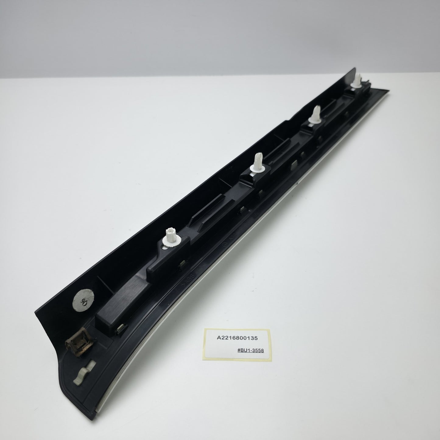 2006-2013 Mercedes-Benz S-Class DOOR SILL TRIM FRONT A2216800135