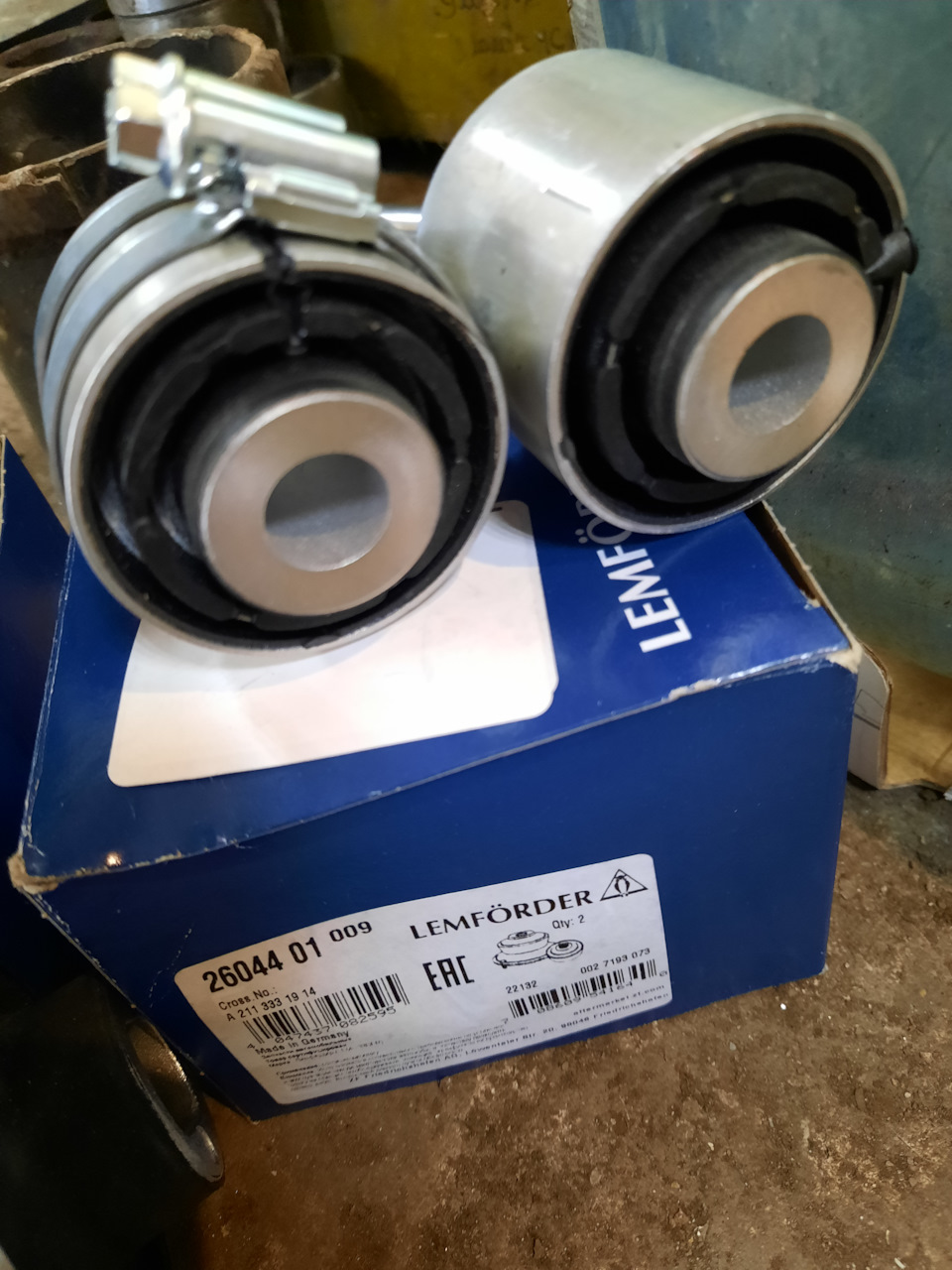 LEMFORDER | Mercedes Control Arm Bushing - Lemforder 2113331914 2604401 | OE not available | Fits Mercedes-Benz E-Class