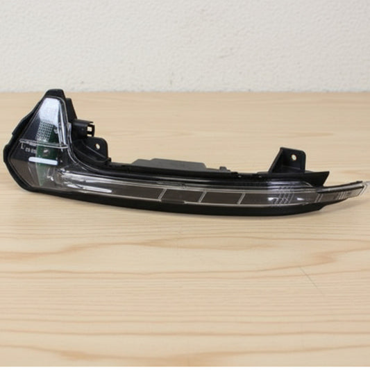 2014 Audi A6 Left Mirror Turn Signal Light Assembly Used OEM 4G5949101