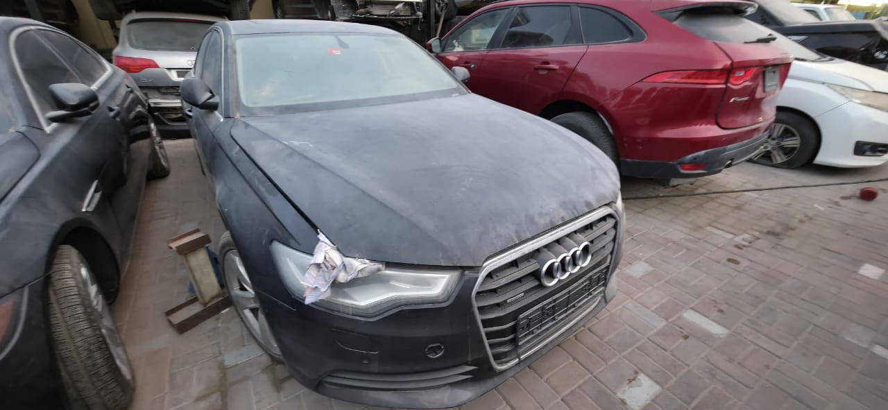2012–2018 Audi A6 / A7 Heater Hose Used OEM 4G0819350B
