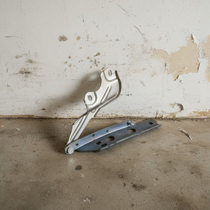 2012–2018 Audi A6/A7 Hood Hinge Left USED OEM 4G8823301E