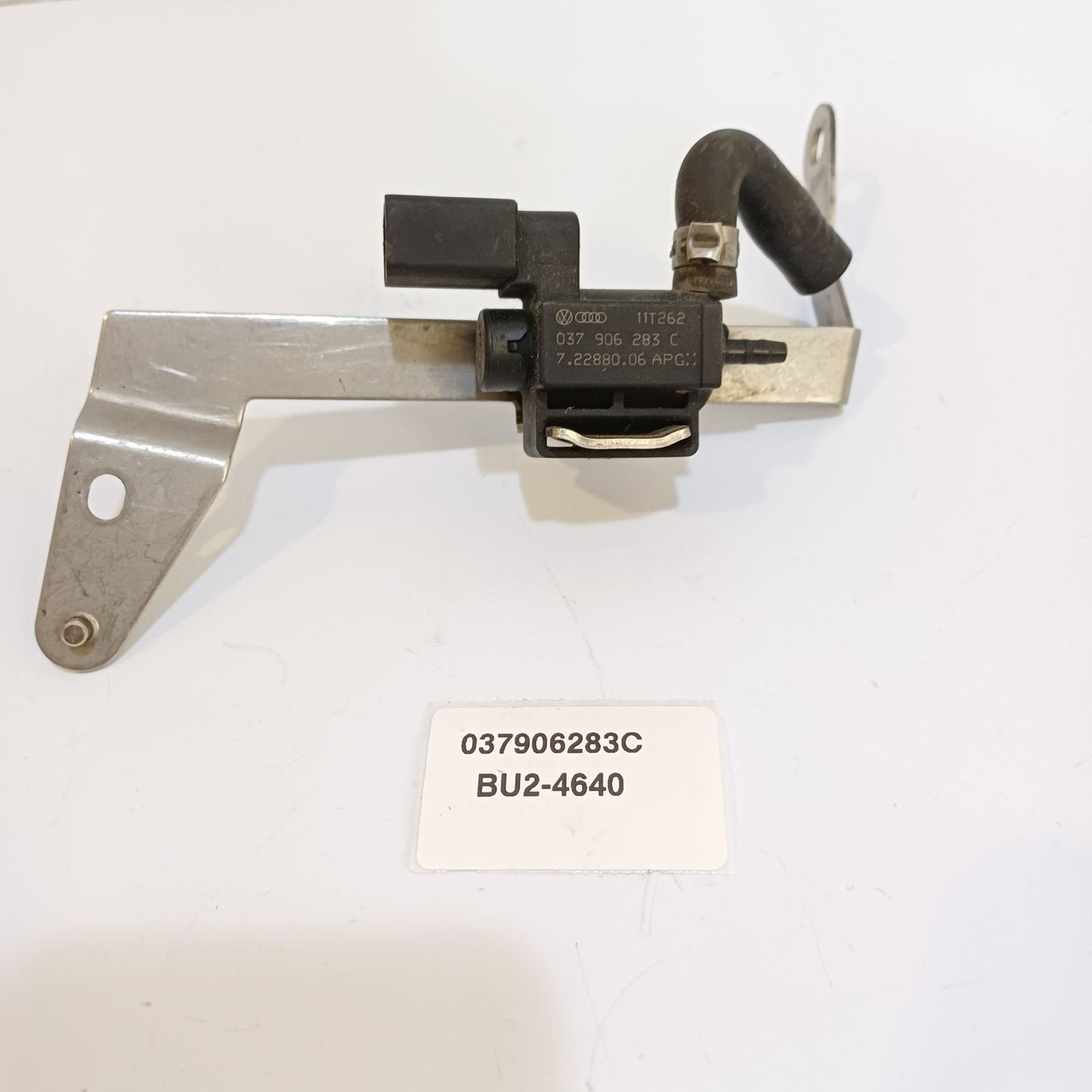 2005-2020 Bentley Flying Spur Vapor Canister Purge Valve 037906283C