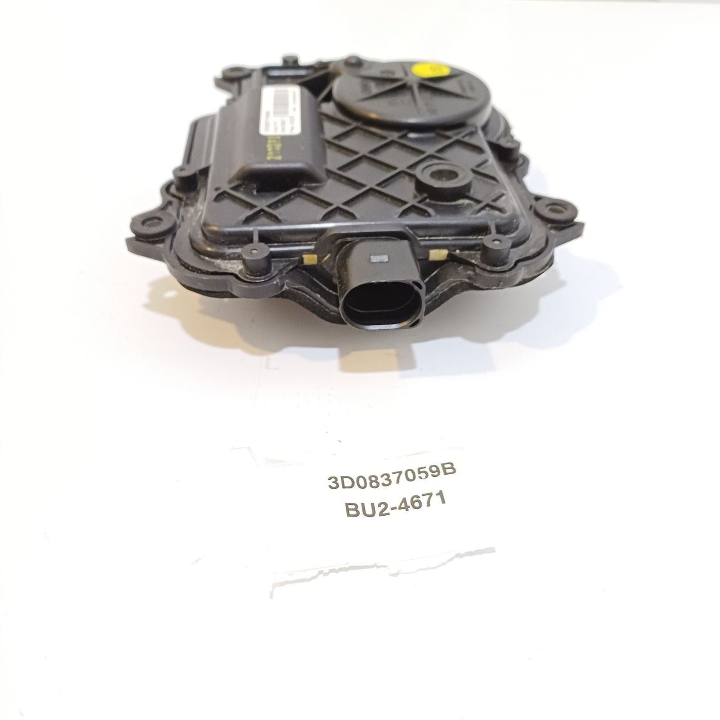 2004-2016 Volkswagen Phaeton Drive Unit 3D0837059B