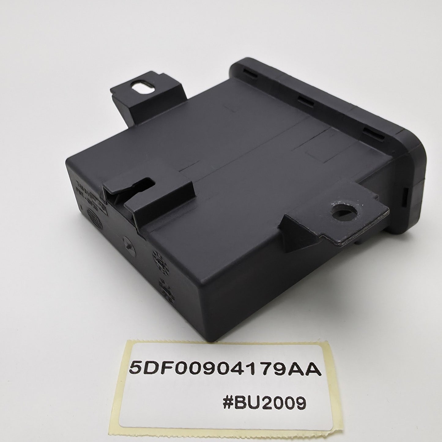2012-2018 Land Rover Range Rover Evoque Headlight Control Module 5DF00904179AA