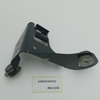 2015 Jaguar XJL POWER STEERING TANK MOUNT AW933490AC