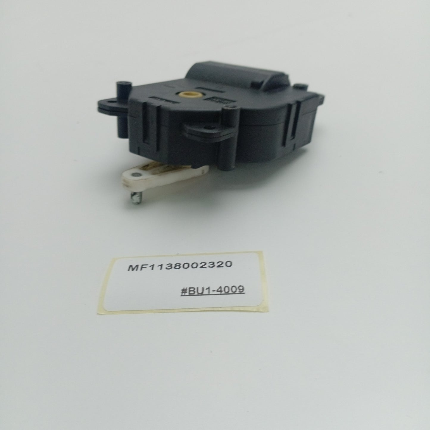 2010-2013 Land Rover LR4 Air Flap Motor Actuator MF1138002320