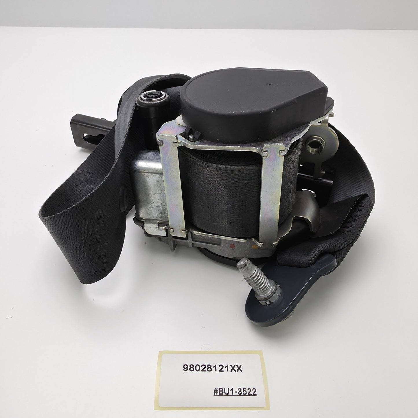 2015 DS 5 Left front seatbelt 98028121XX