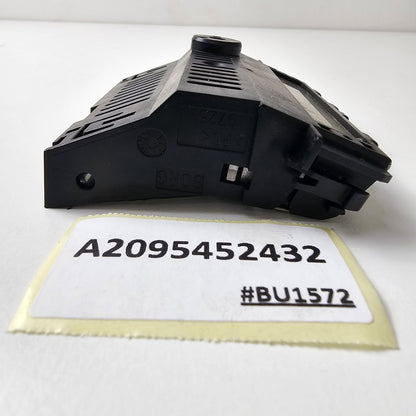 2004-2008 Mercedes-Benz W203 C-Class Parking Display Control Unit A2095452432
