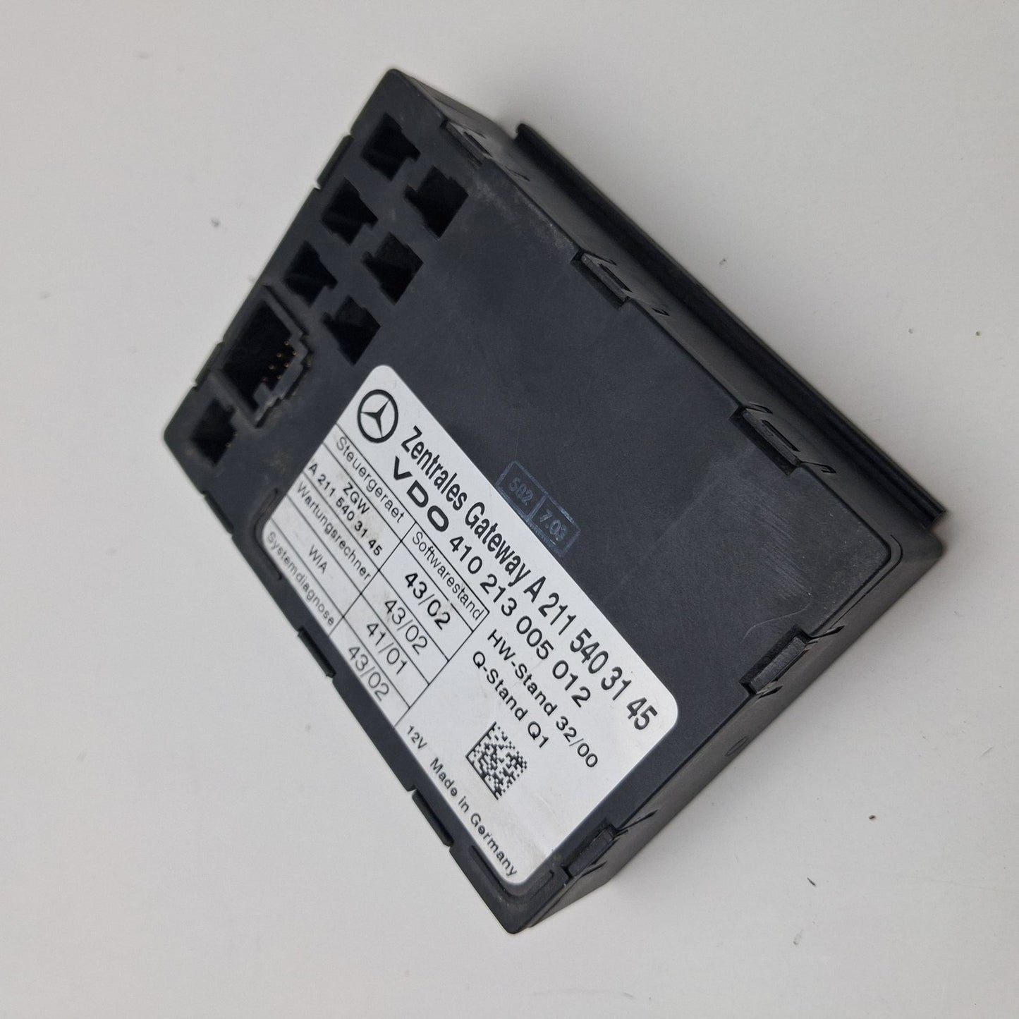 2003-2006 Mercedes-Benz E500 Central Gateway Control Unit A2115403145
