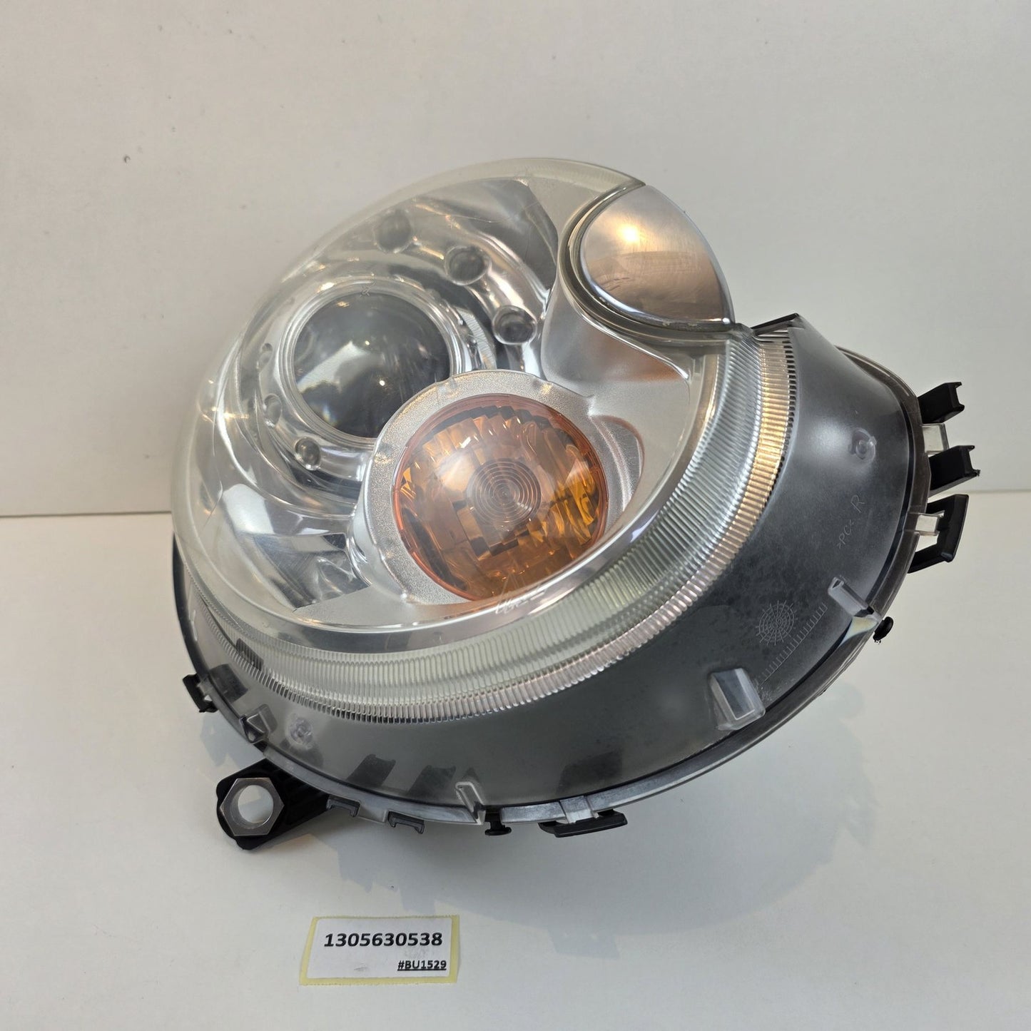2007-2015 MINI Cooper Headlight Clean Lens Cover Right Side 1305630538