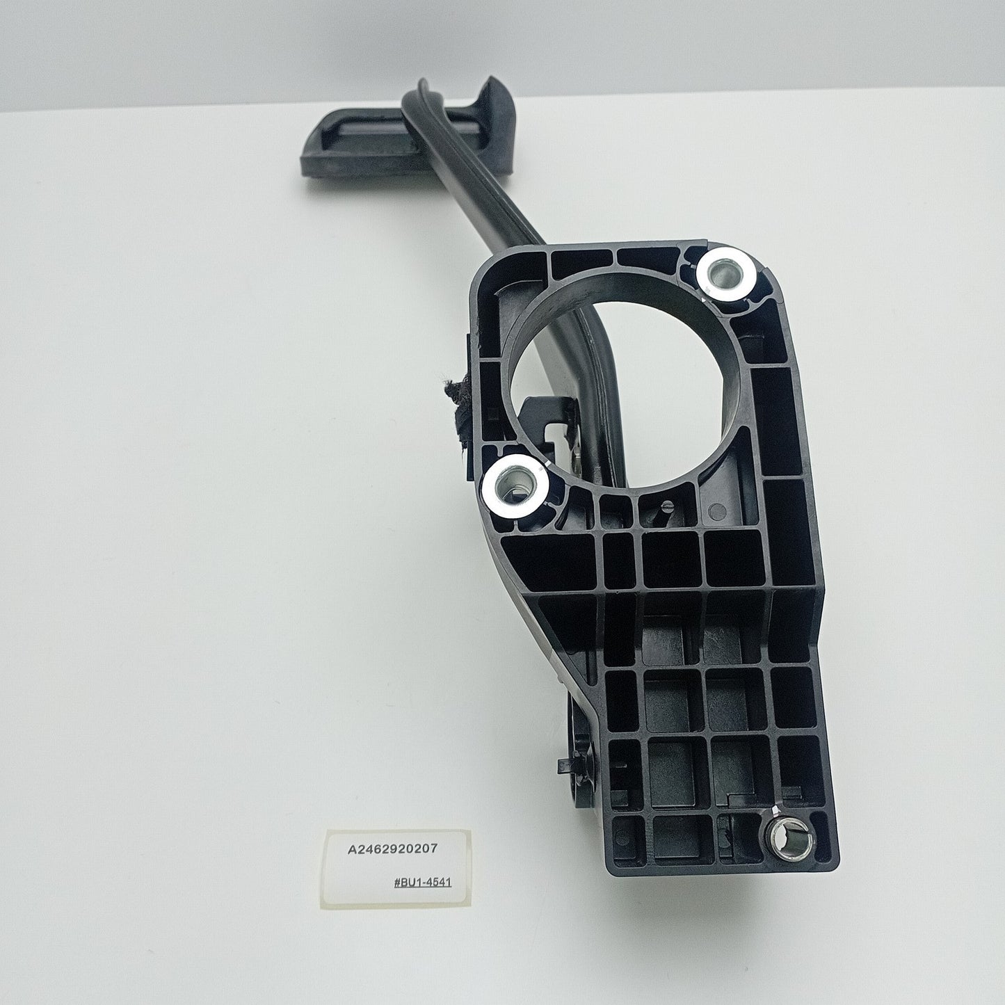 2013-2019 Mercedes-Benz CLA Coupe BRAKE PEDAL A2462920207