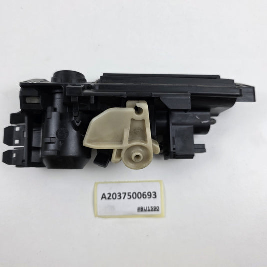 2000-2007 Mercedes-Benz C W203 REAR LID HANDLE A2037500693