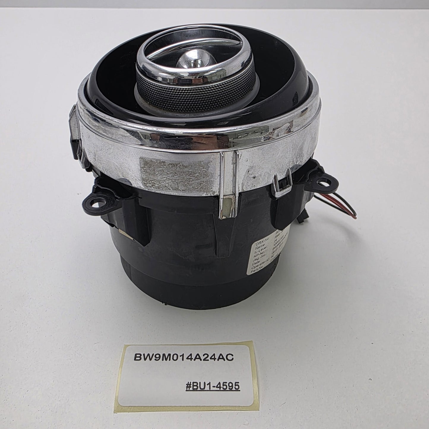 2010-2019 Jaguar XJ RIGHT AC VENT BW9M014A24AC