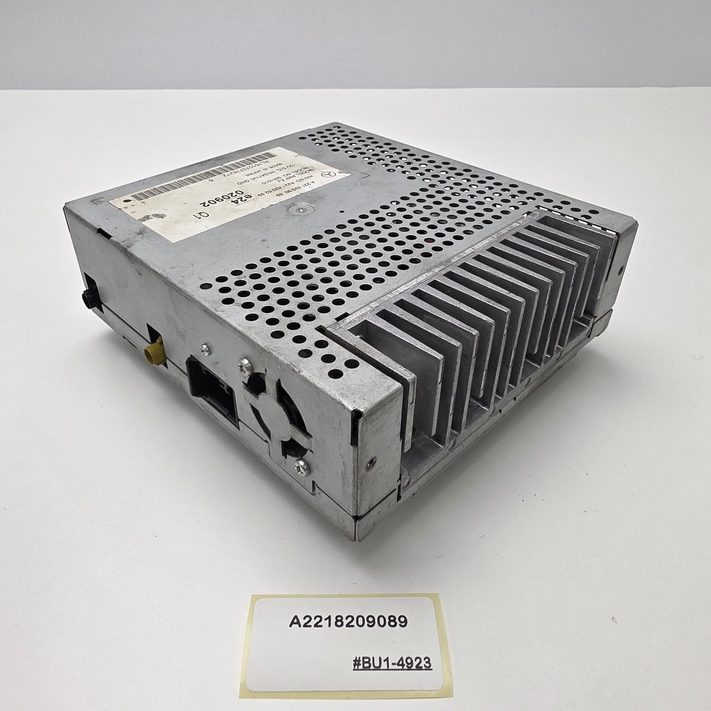 2005-2009 Mercedes-Benz S-Class Audio Amplifier A2218209089