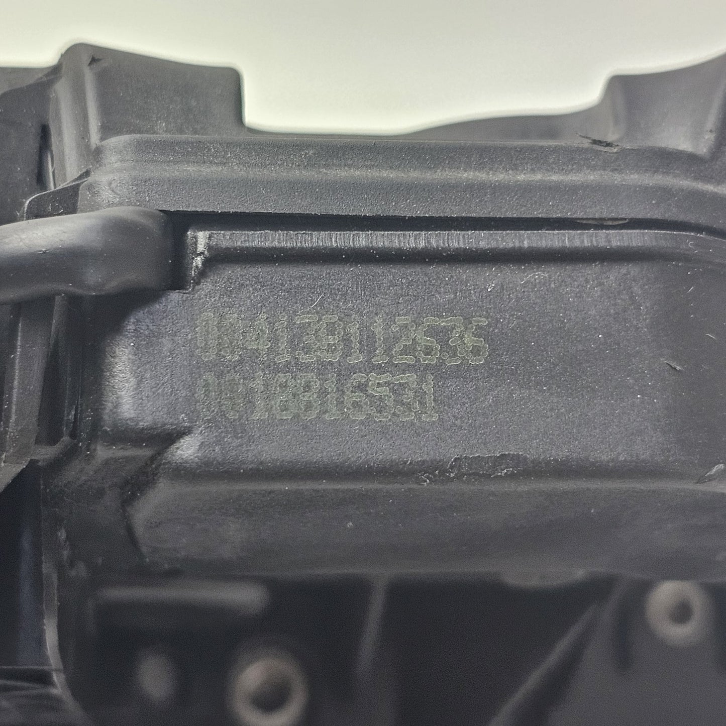 2001-2007 Mercedes-Benz C320 Door Lock Actuator Motor Front Right 2037200435
