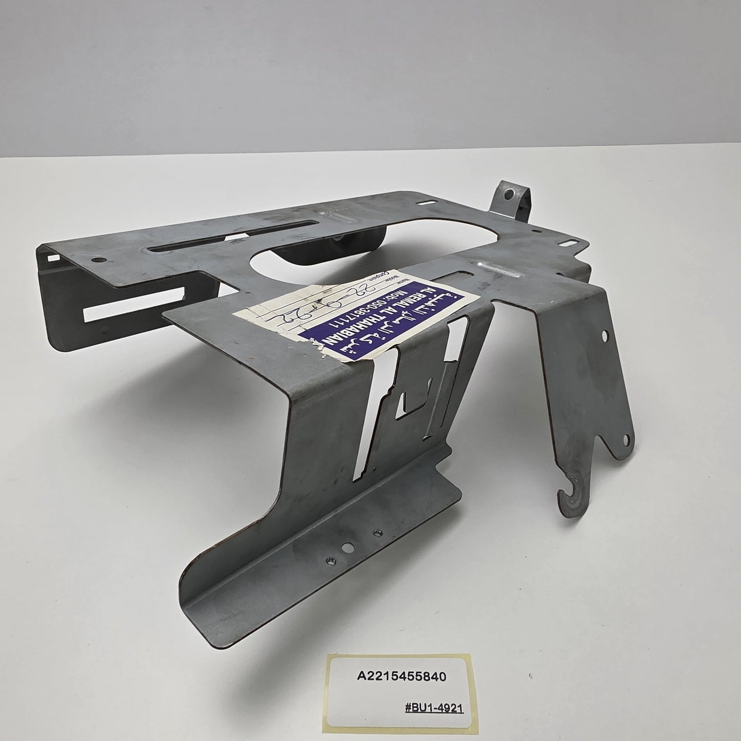 2005-2013 Mercedes-Benz S-Class TV tuner bracket A2215455840