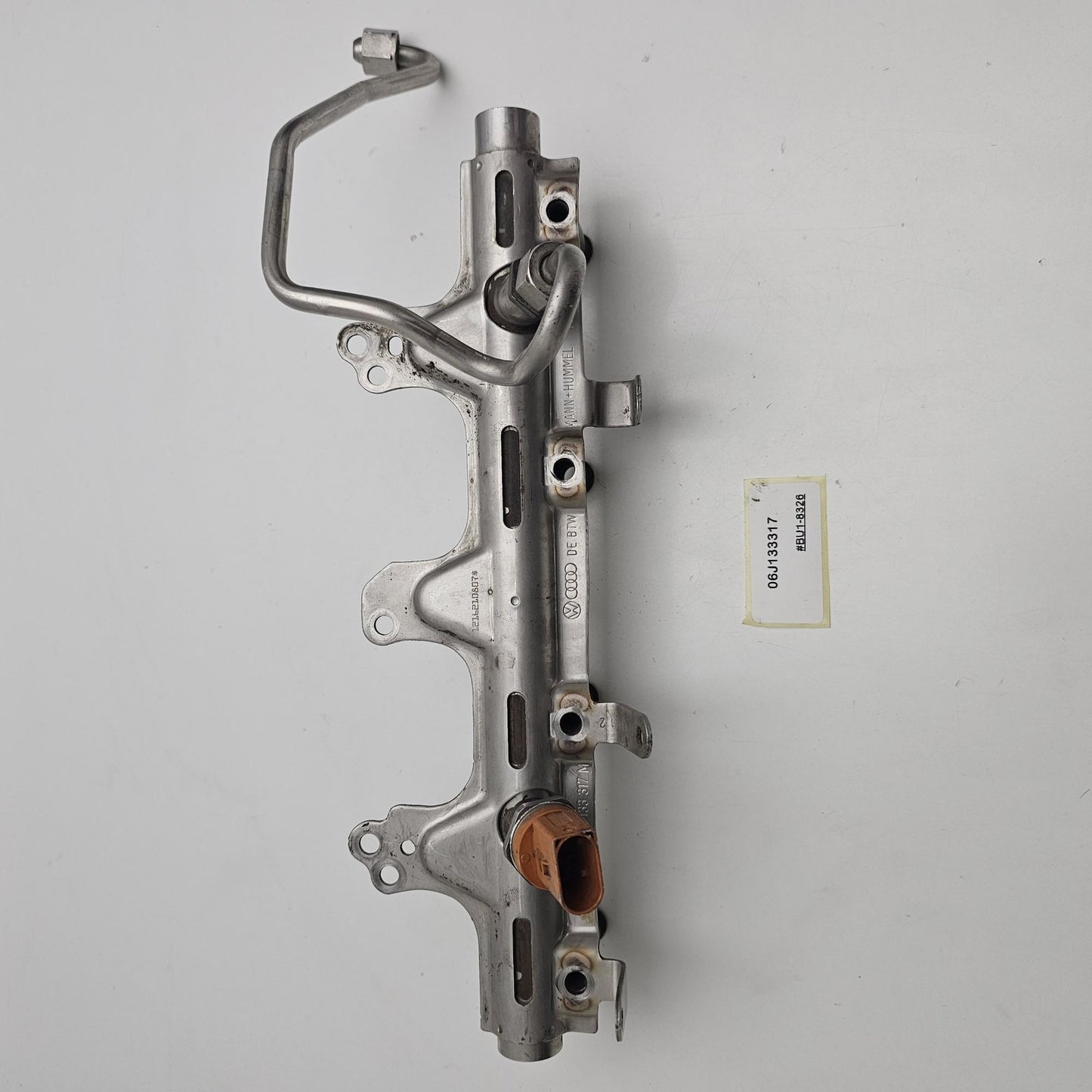 2008-2018 Audi Q5 Fuel Rail 06J133317