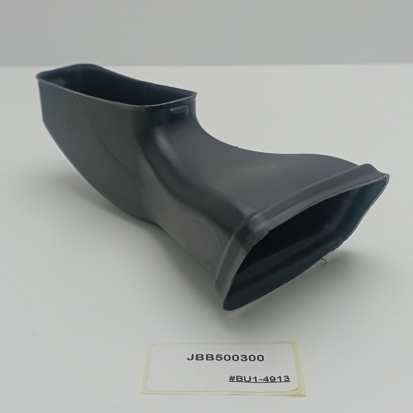 2002-2012 Land Rover Range Rover L322 AIR DUCT JBB500300