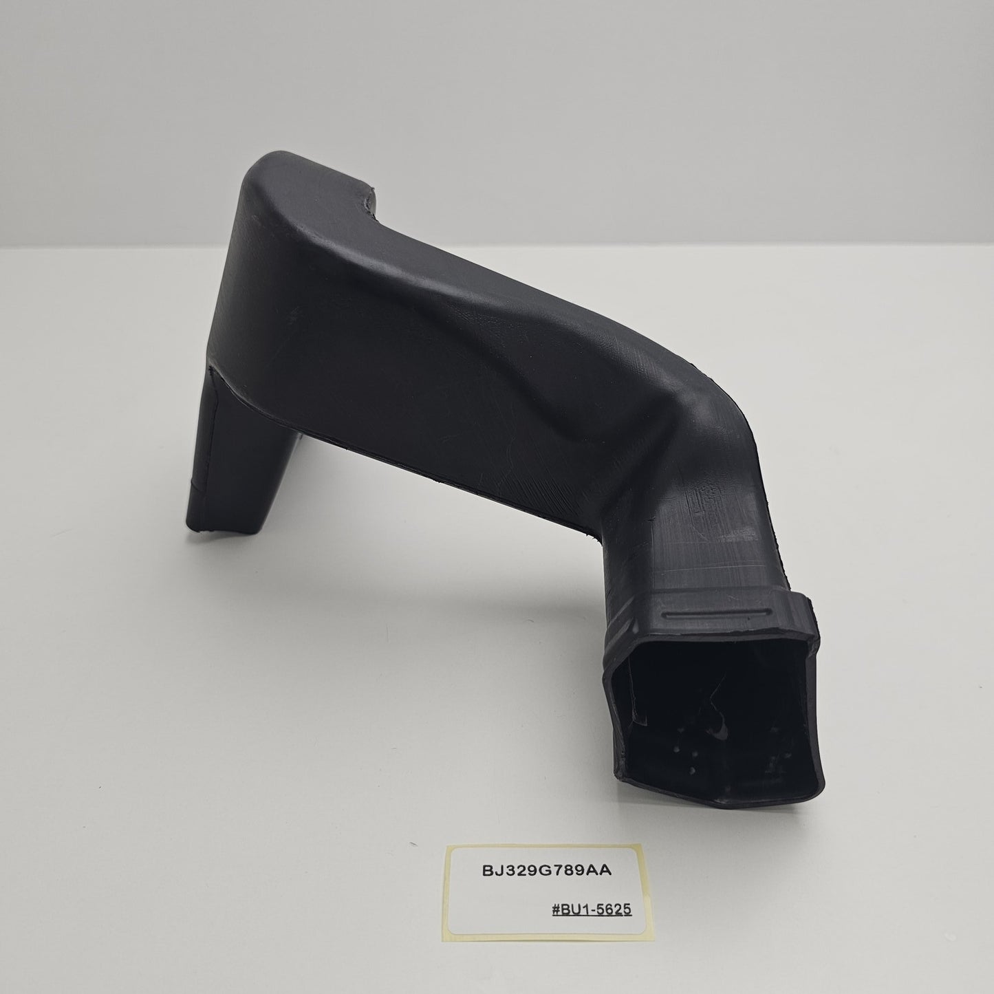 2011-2019 Land Rover Evoque Air Duct RH BJ329G789AA