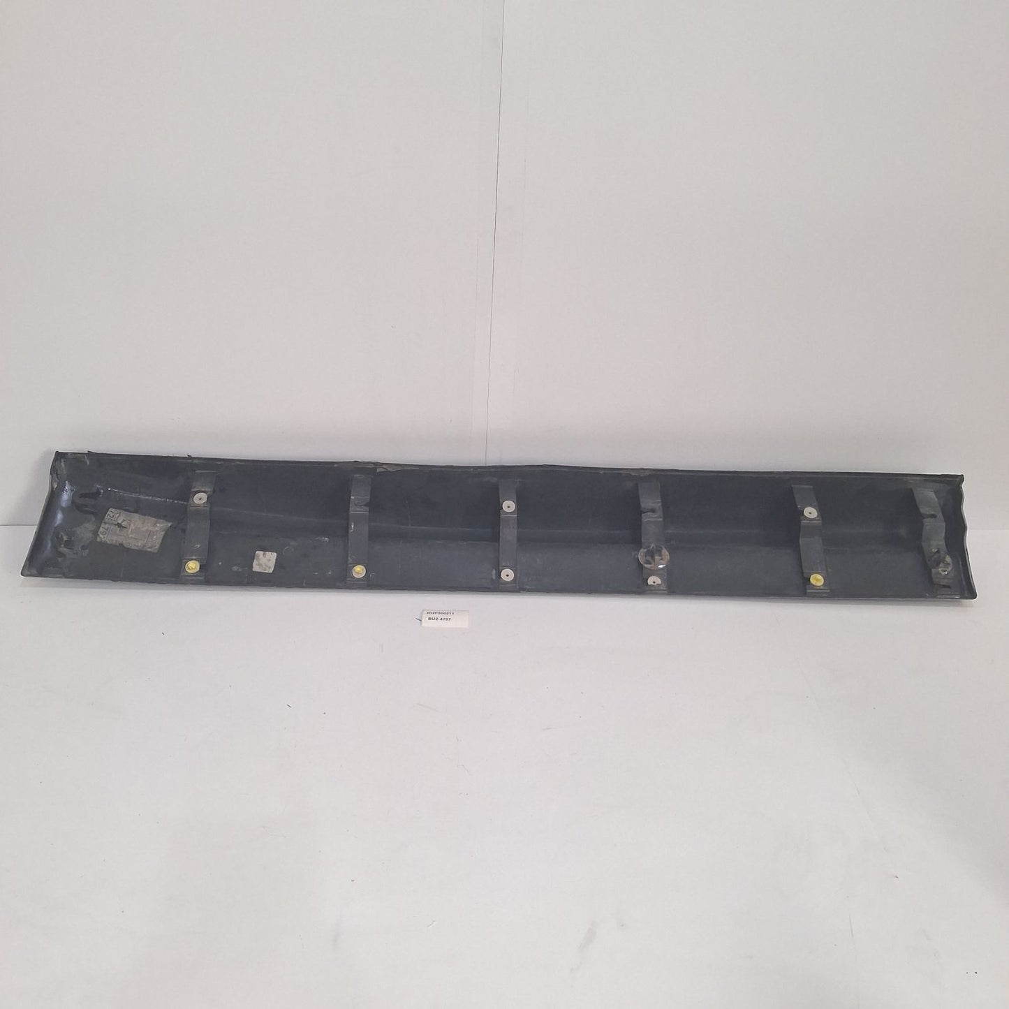 2006-2013 Land Rover Range Rover Sport Front Left Door Moulding DGP000211