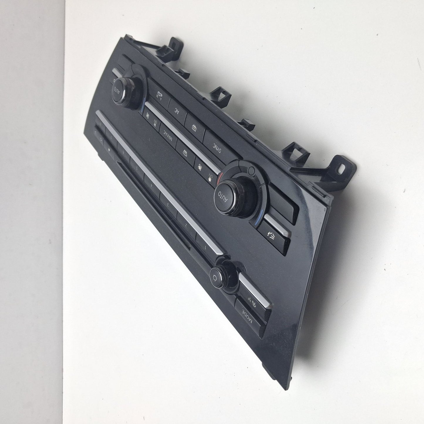 2009-2016 BMW 5 F11 Climate Control Unit 16046610