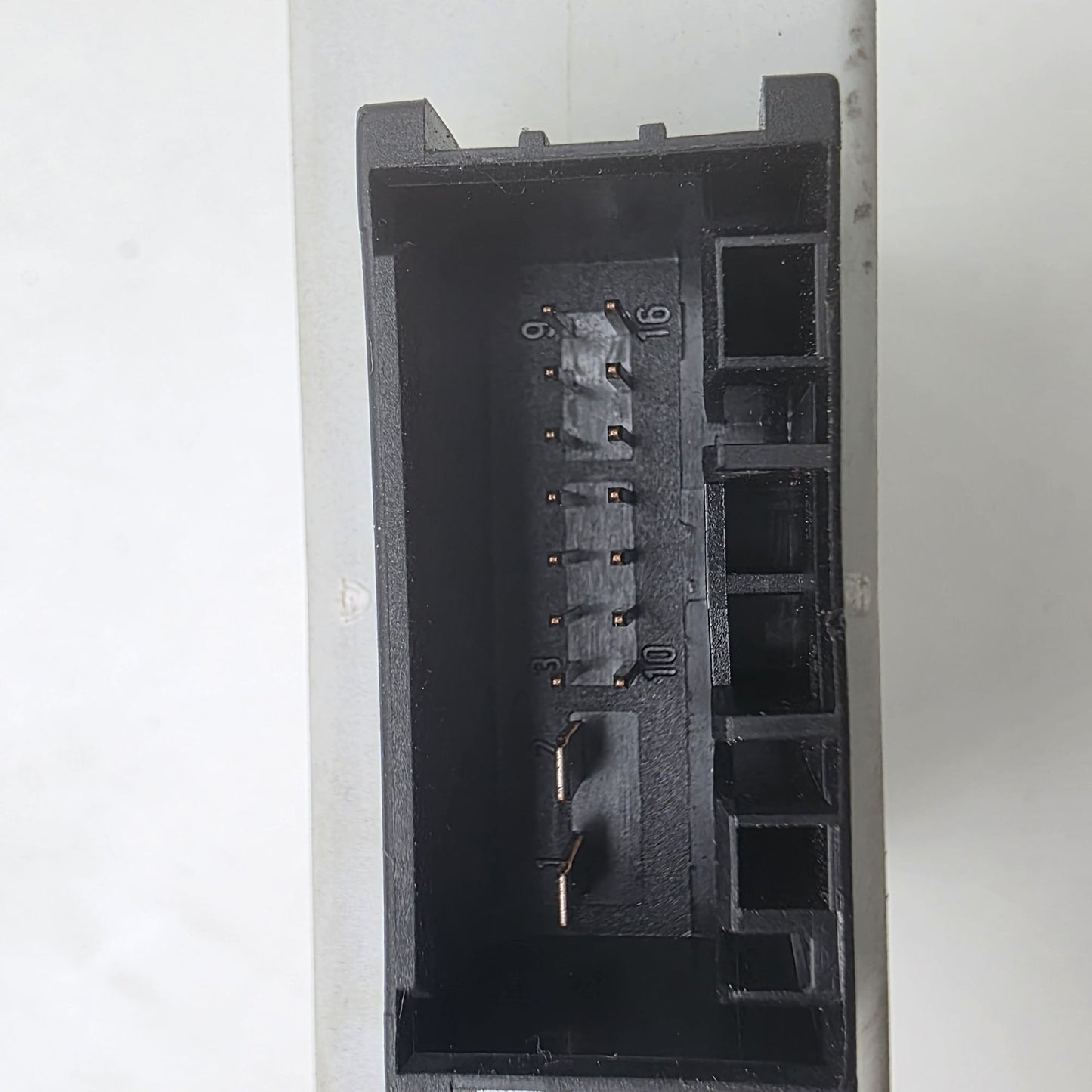 2006-2013 BMW E70 Trailer Towing Control Module 9146234