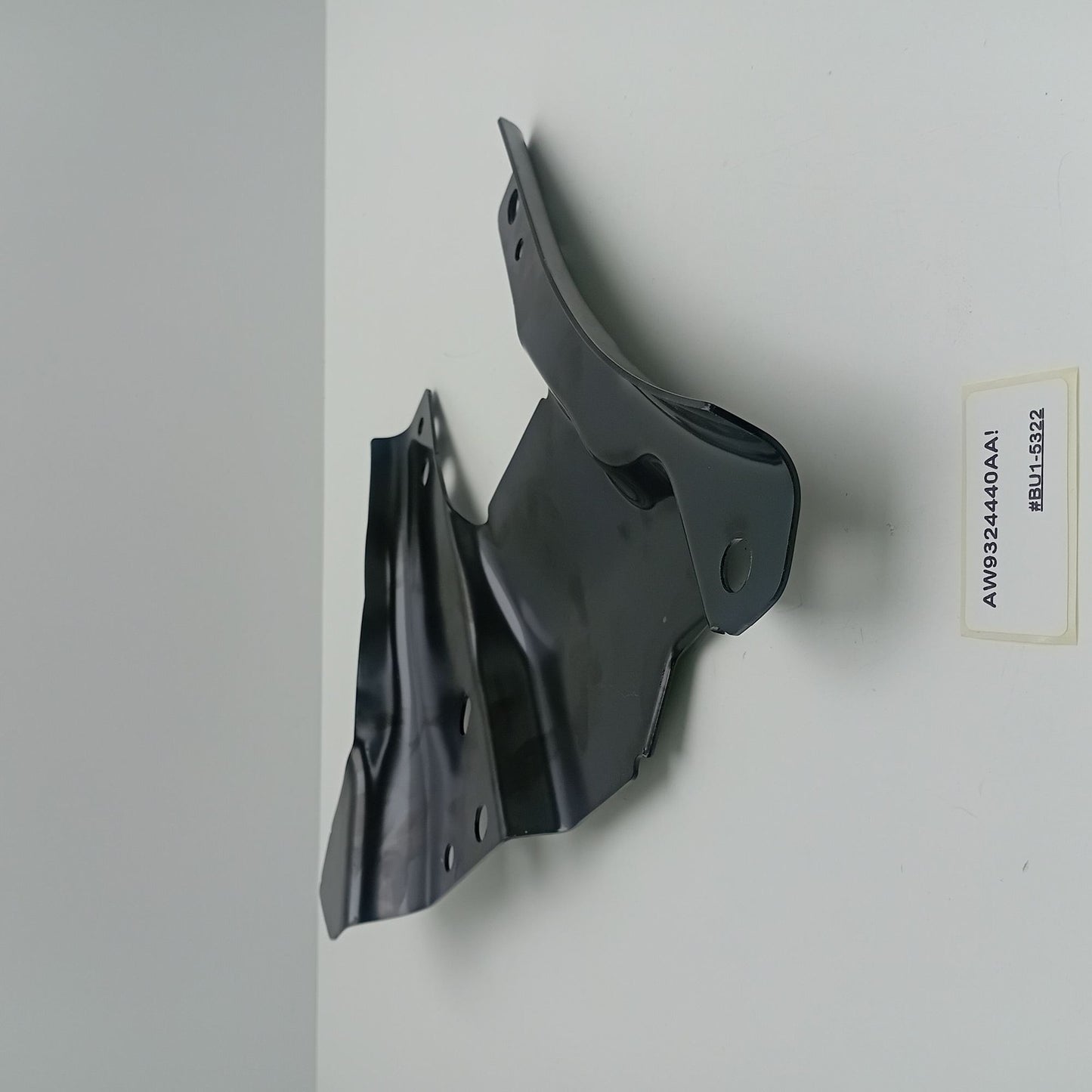 2010-2019 Jaguar XJ Mount Panel Support Bracket AW9324440AA