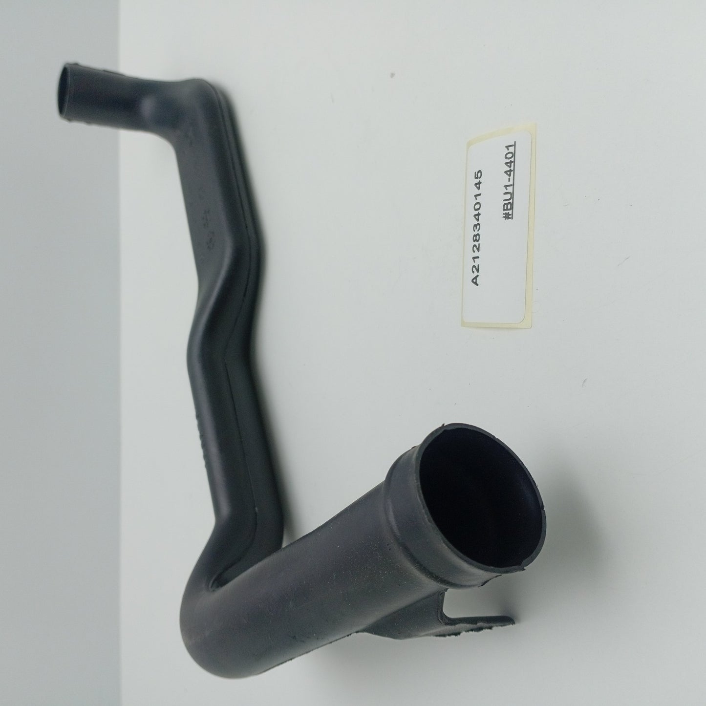 2010-2016 Mercedes-Benz E350 Air Duct A2128340145