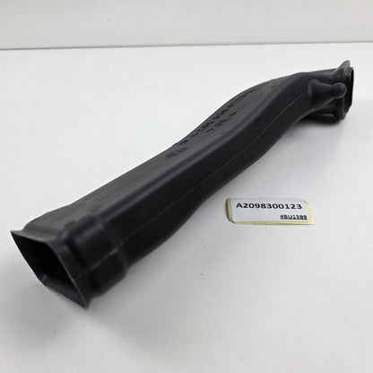 2003-2009 Mercedes-Benz CLK A209 Air Duct Guide Channel A2098300123