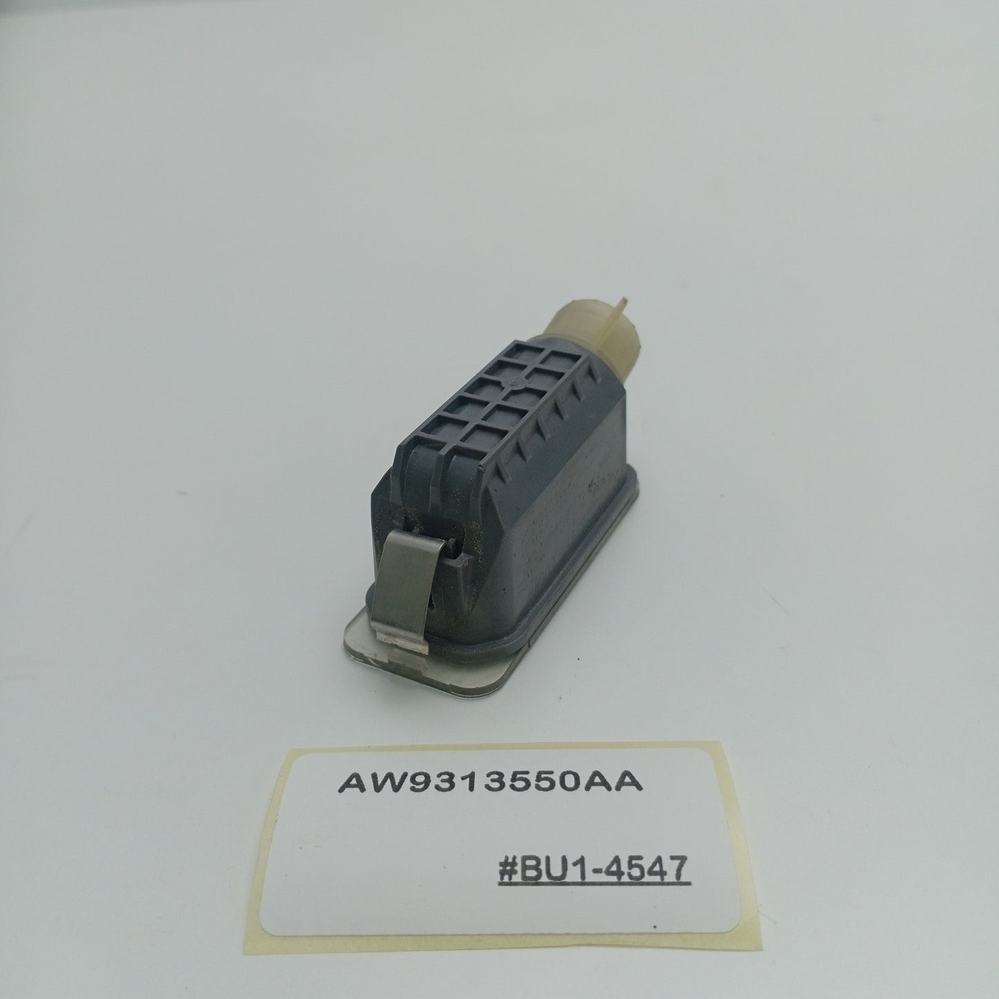 2010-2015 Jaguar XJ License Plate Light AW9313550AA