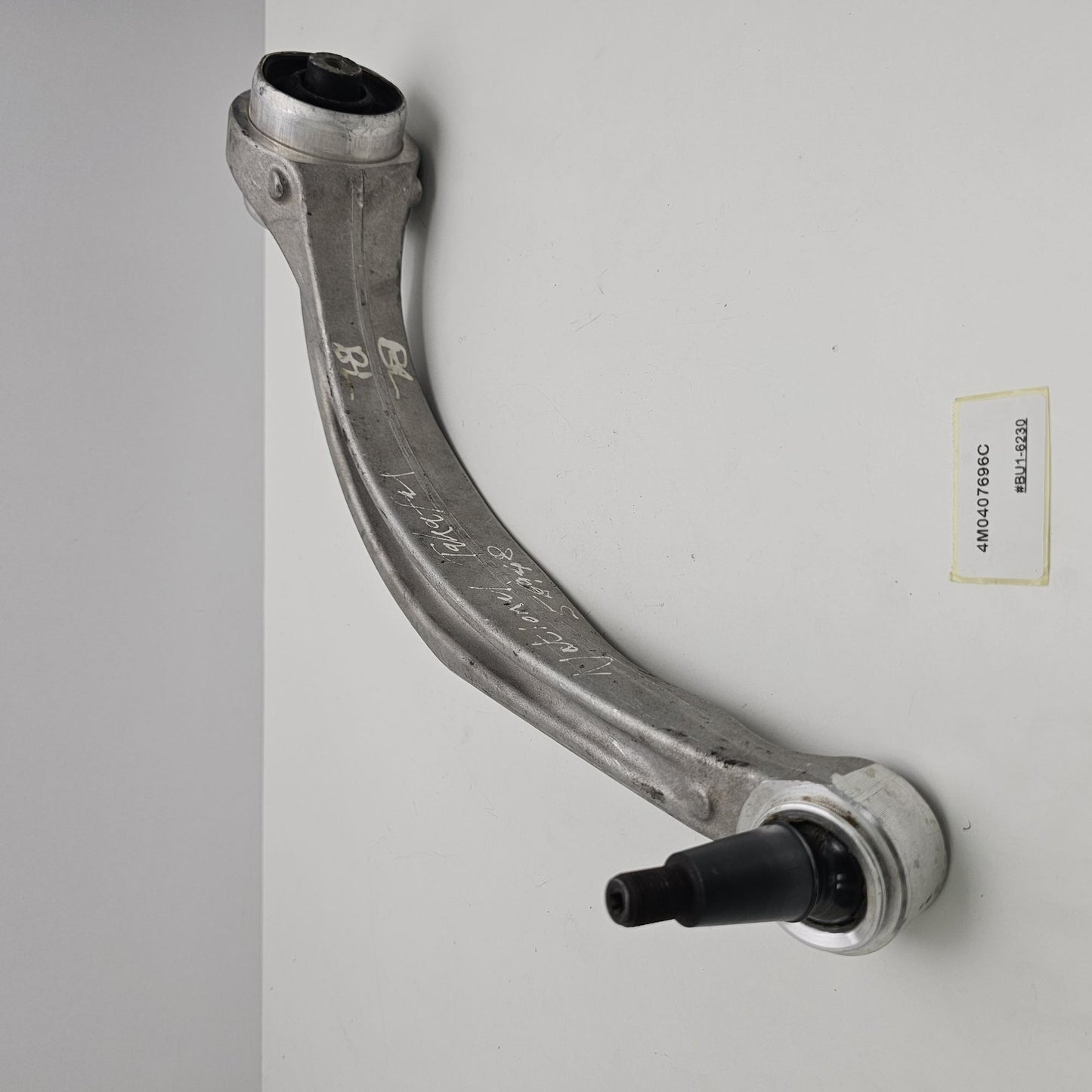 2016-2024 Porsche Cayenne Front Right Curved Control Arm 4M0407696C