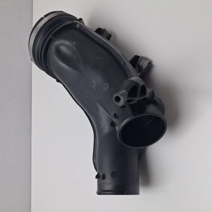 2007-2012 BMW 740Li Filtered Air Pipe 13717582312