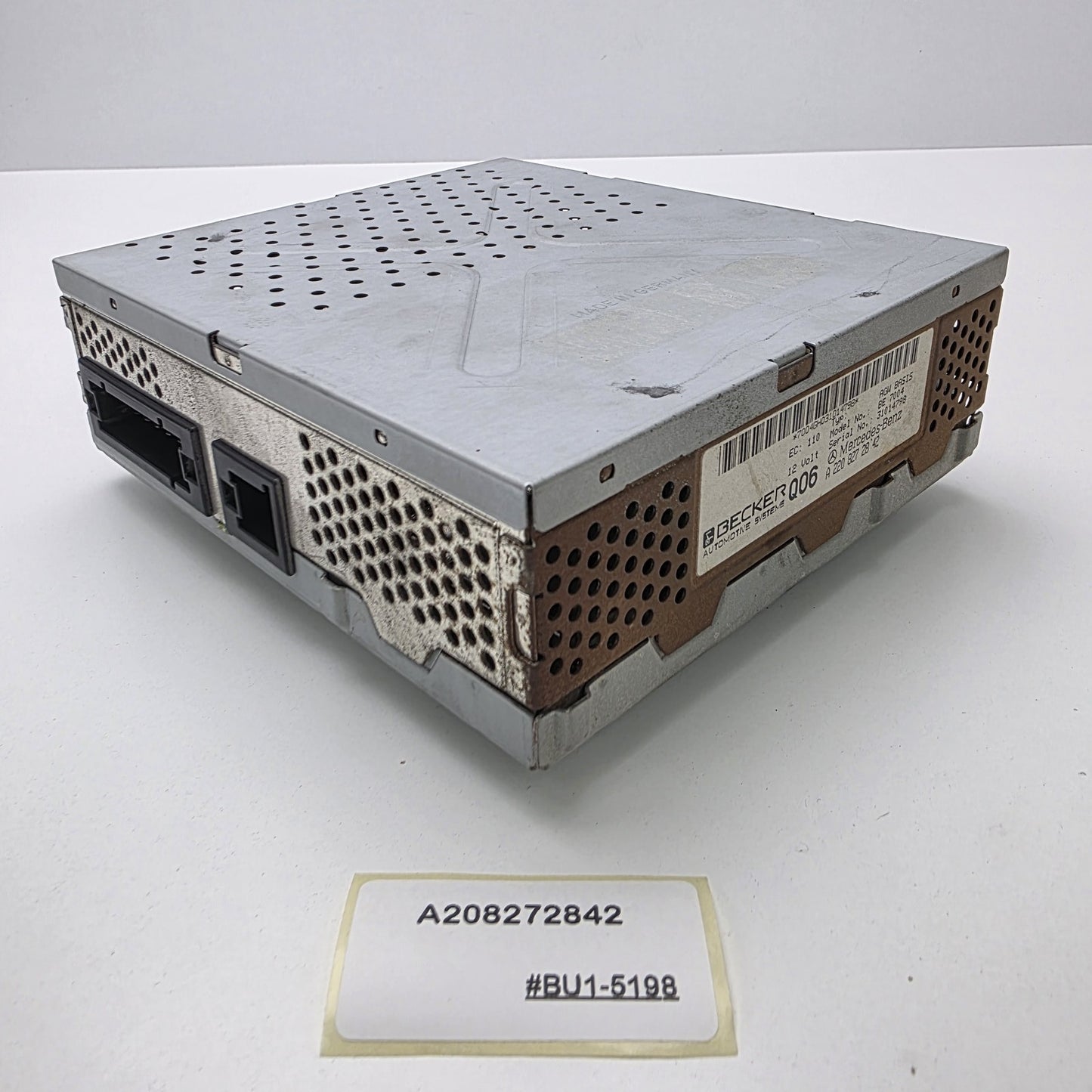 2003 Mercedes-Benz S-Class AMPLIFIER AUDIO GATEWAY A2208272842