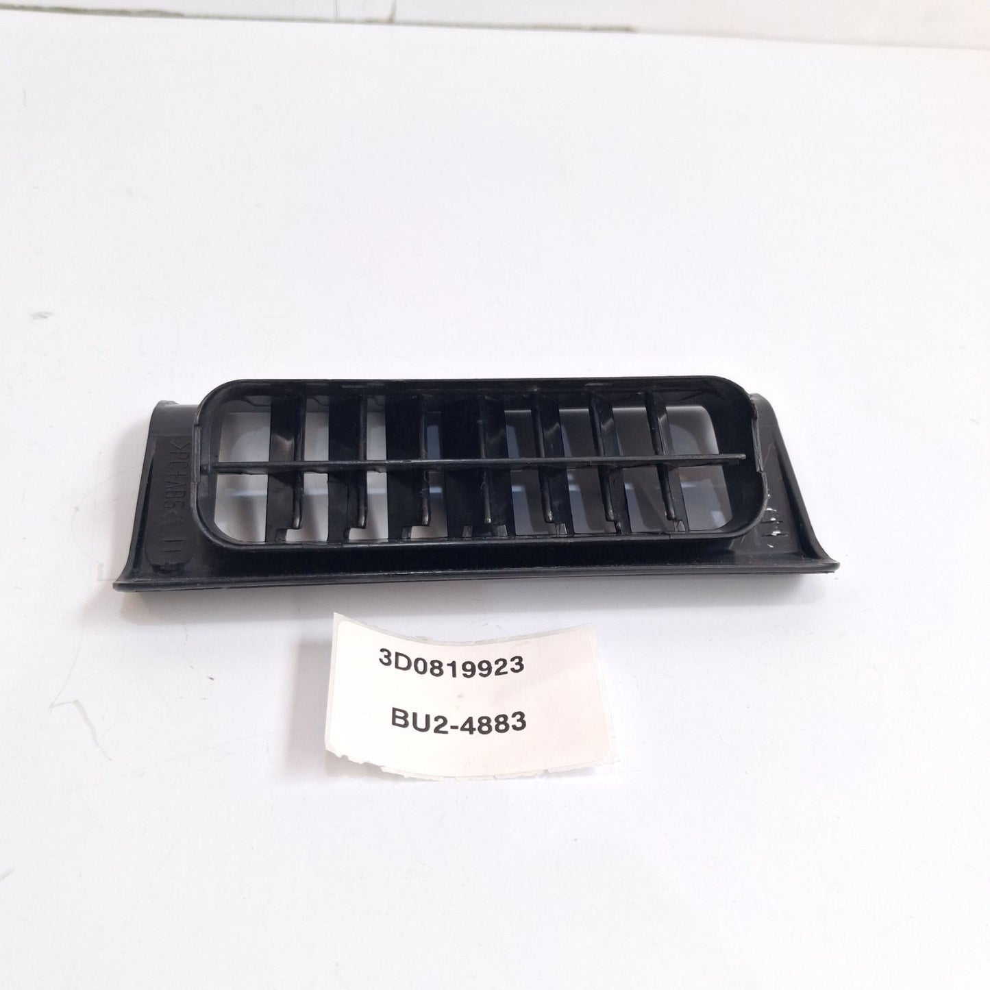 2003-2011 Bentley Continental Flying Spur Foot Well Air Vent 3D0819923