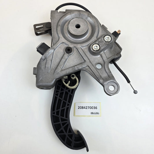 2002-2008 Mercedes-Benz E W211 Parking Brake Lever Pedal Assembly 2084270036