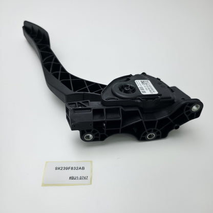 2016-2019 Jaguar XJ ACCELERATOR GAS PEDAL 9X239F832AB