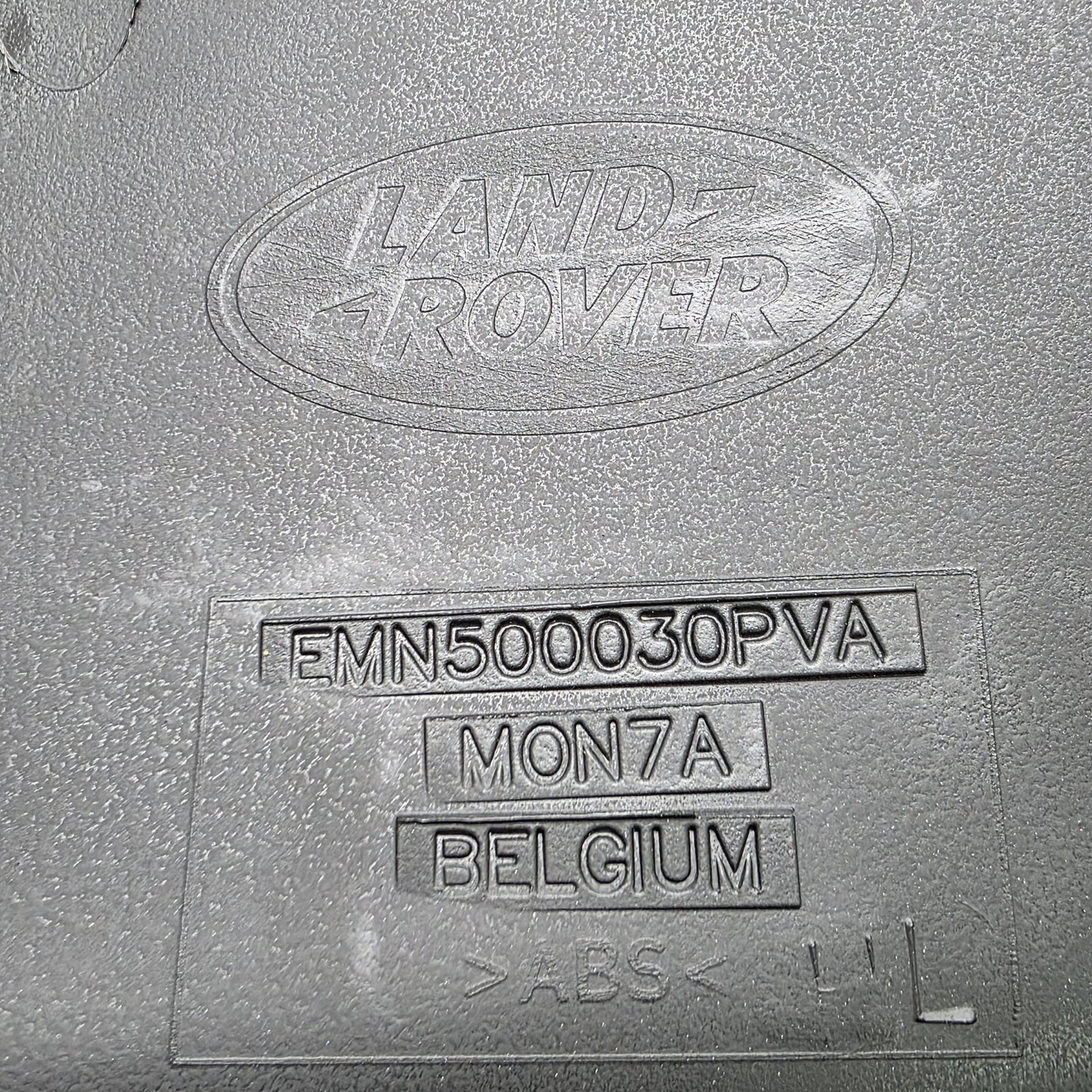 2004-2009 Land Rover Range Rover L322 COVER EMN500030PVA
