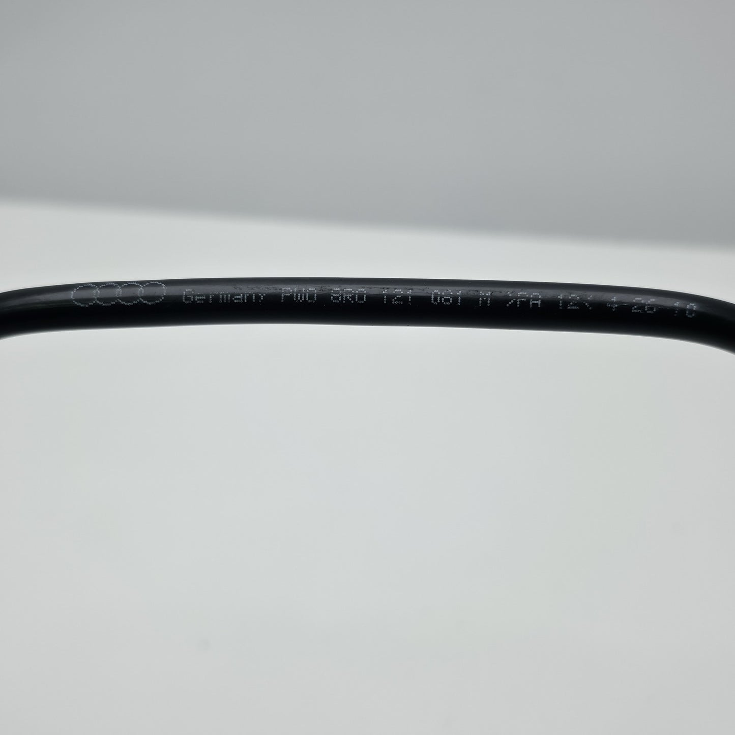 2009-2017 Audi Q5 Expansion Tank Hose 8R0121081