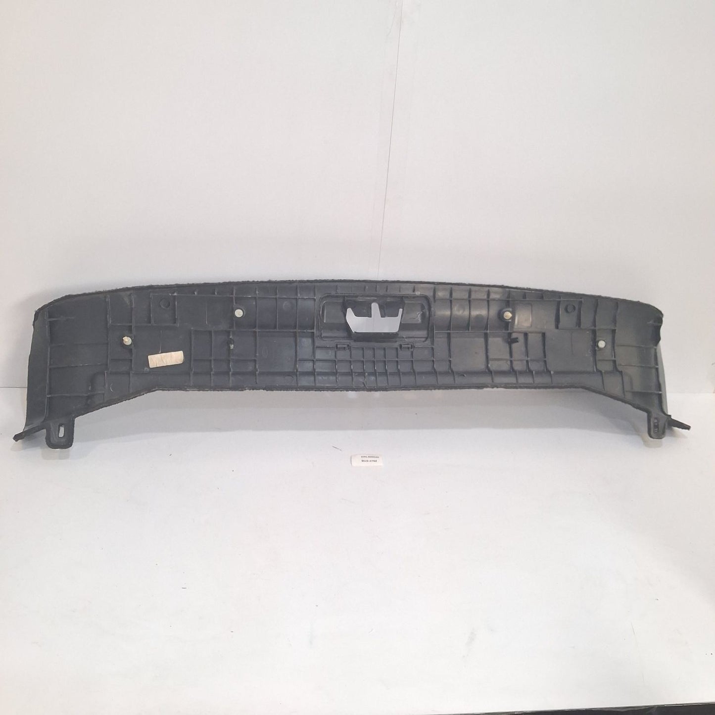 2005-2009 Land Rover Range Rover Sport Rear Trunk Boot Lock Trim ERL500040