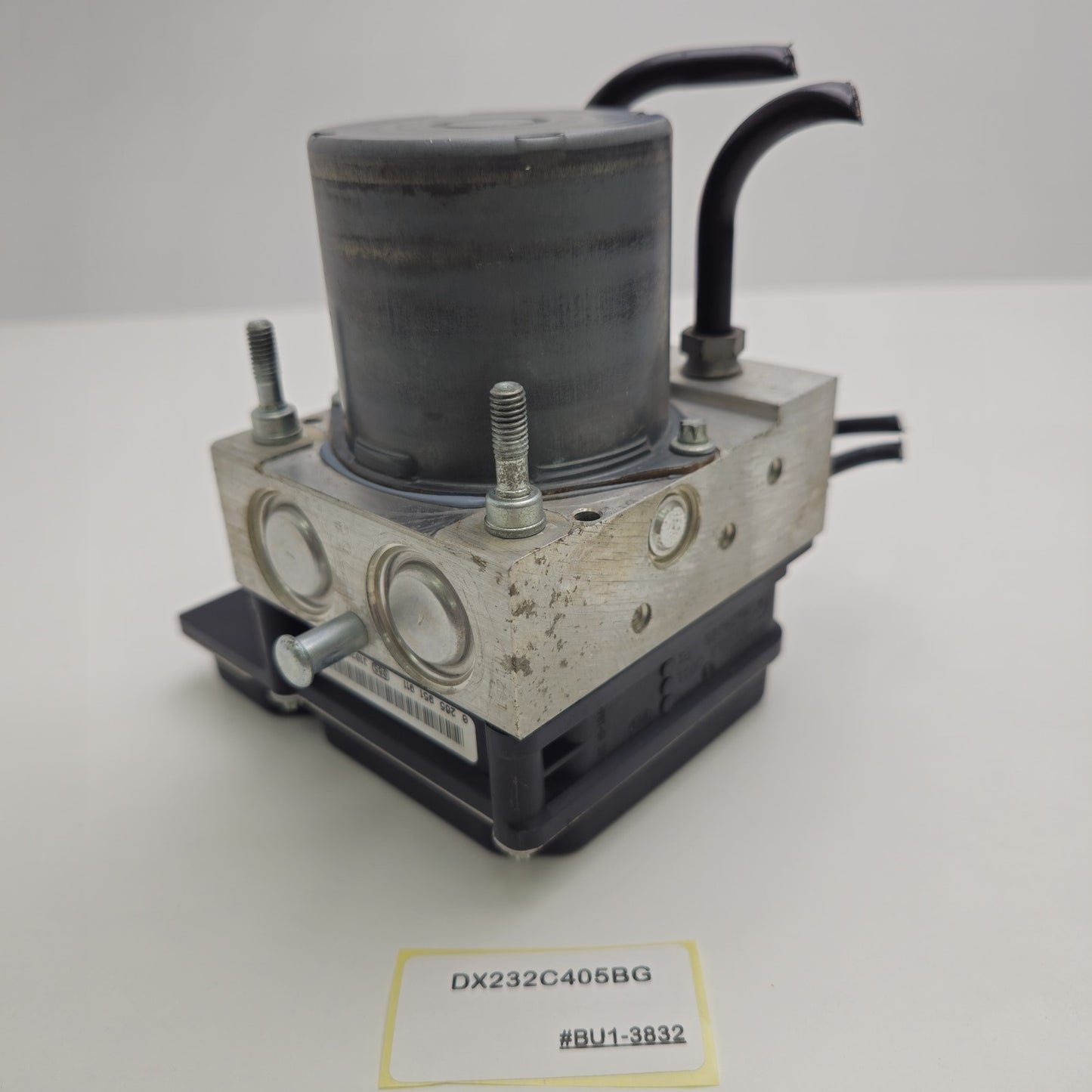 2013-2015 Jaguar XF ABS Pump Module DX232C405BG