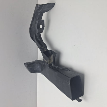 2007-2014 Mercedes-Benz C-Class Stove Duct A2048322025