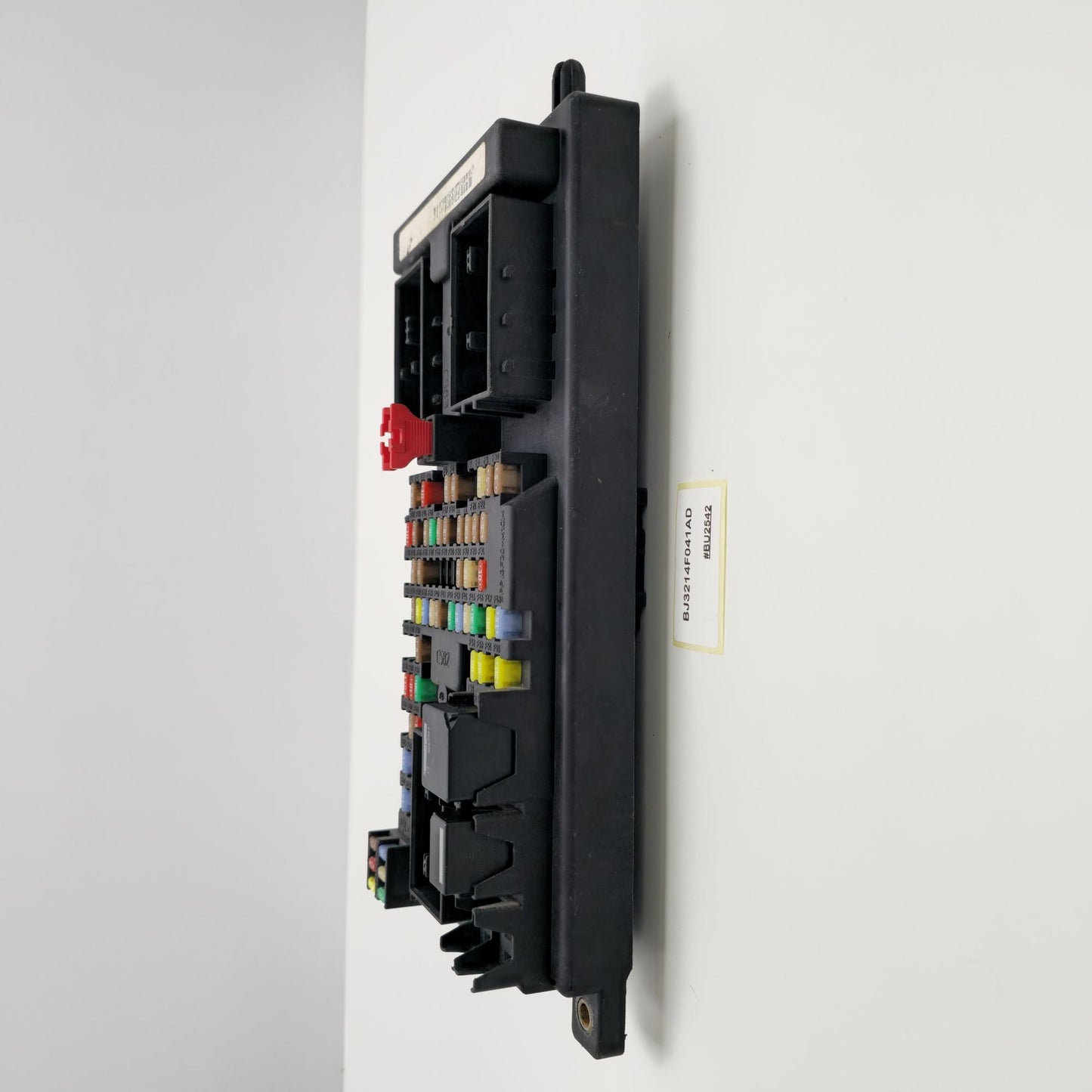 2012-2015 Land Rover Range Rover Evoque L538 Fuse Box BJ3214F041AD