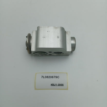 2008 Porsche Cayenne A/C EXPANSION VALVE 7L0820679C