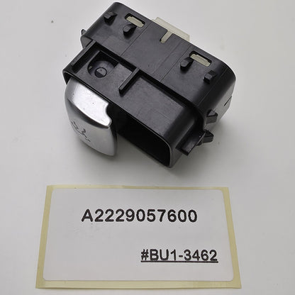 2015-2021 Mercedes-Benz C220 TAILGATE OPEN SWITCH BUTTON A2229057600