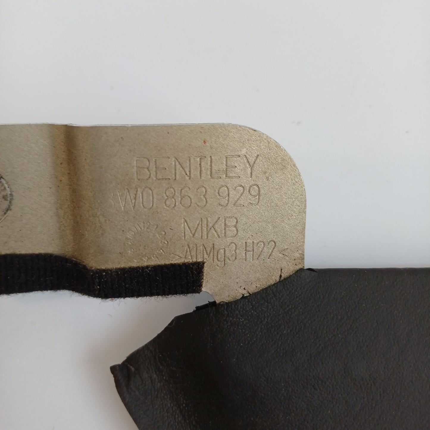 2011-2012 Bentley Continental GT Center Armrest Cover Left 3W0863929
