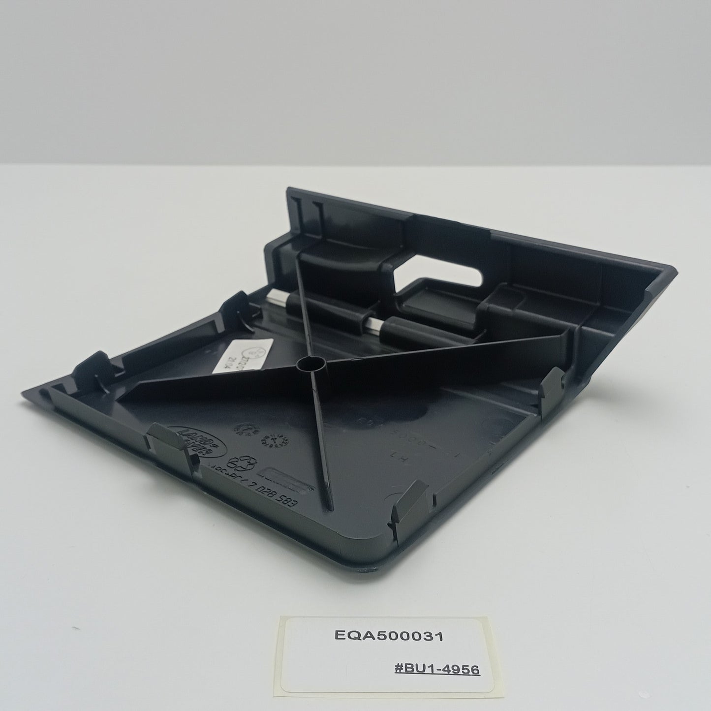 2006-2012 Land Rover Range Rover L322 Left Rear Trunk Storage Cover EQA500031
