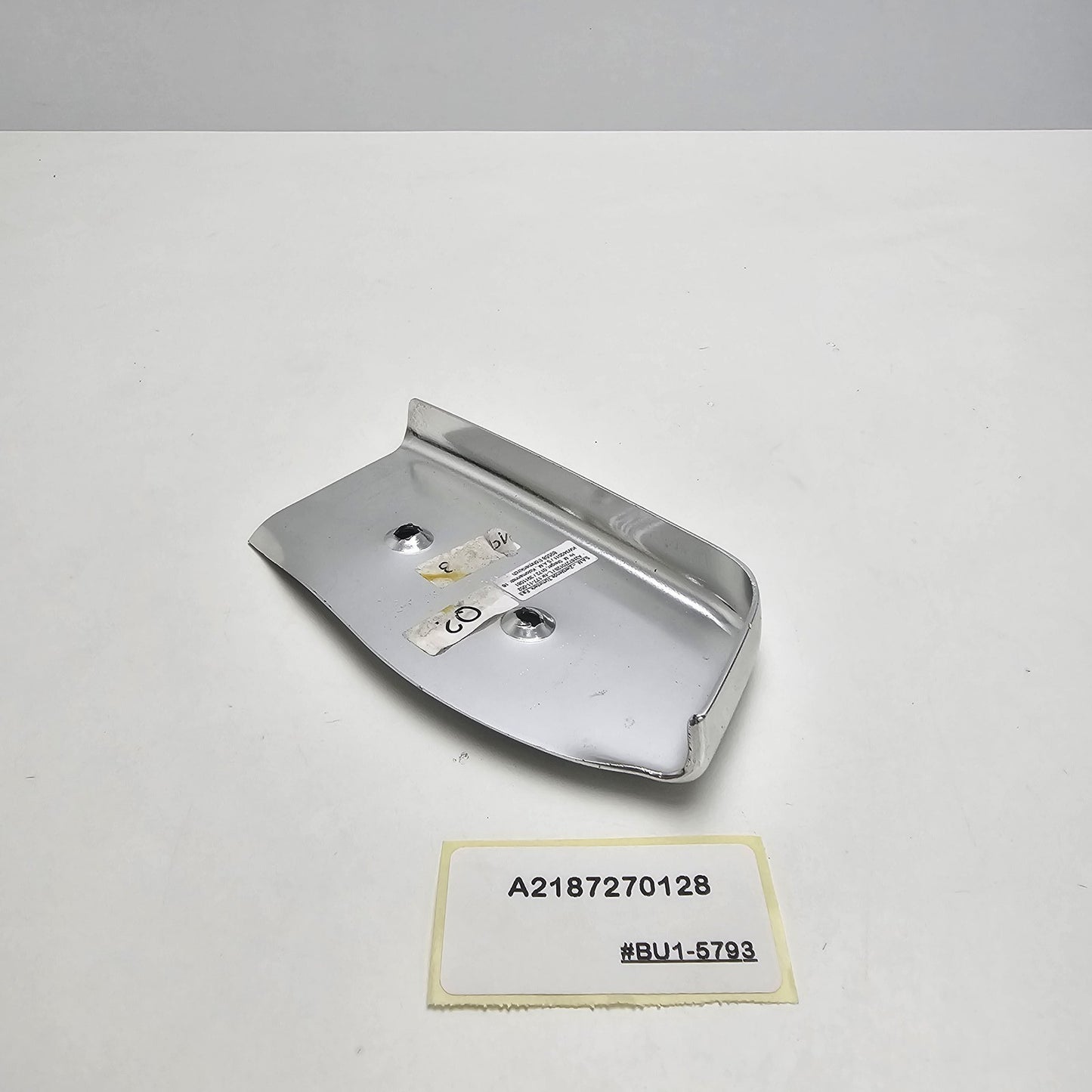 2012-2018 Mercedes-Benz CLS63 Front Left Door Trim Molding A2187270128