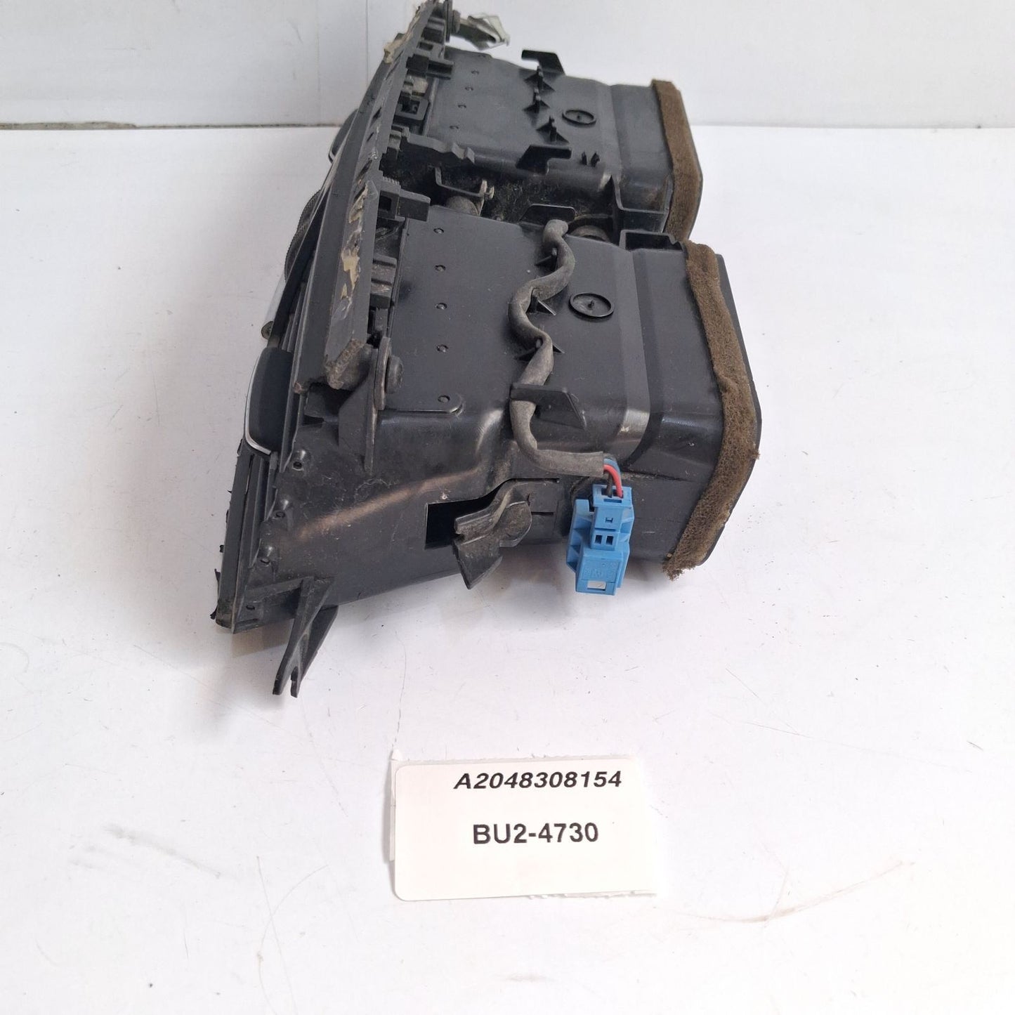 2012-2015 Mercedes-Benz C-Class Center Dash Air Vent A2048308154