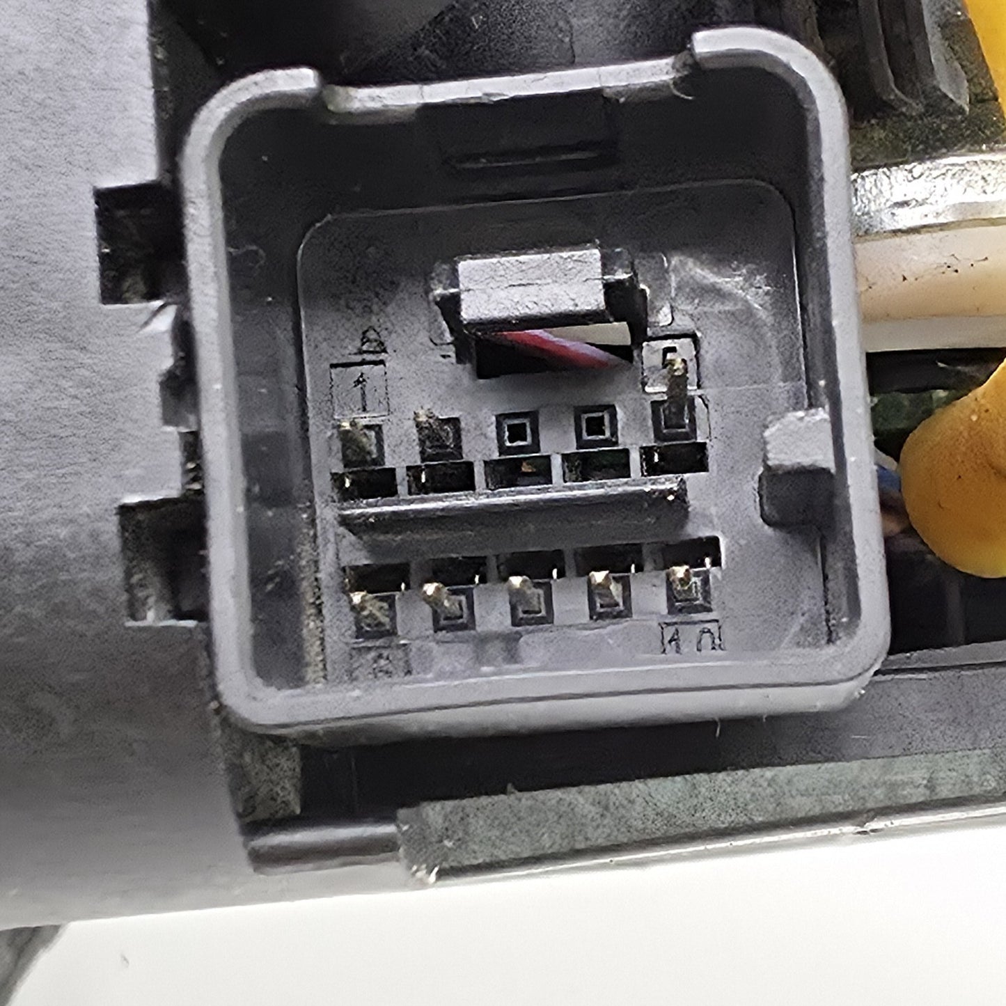 2010-2015 Audi TT Shifter Assembly 8J1713025