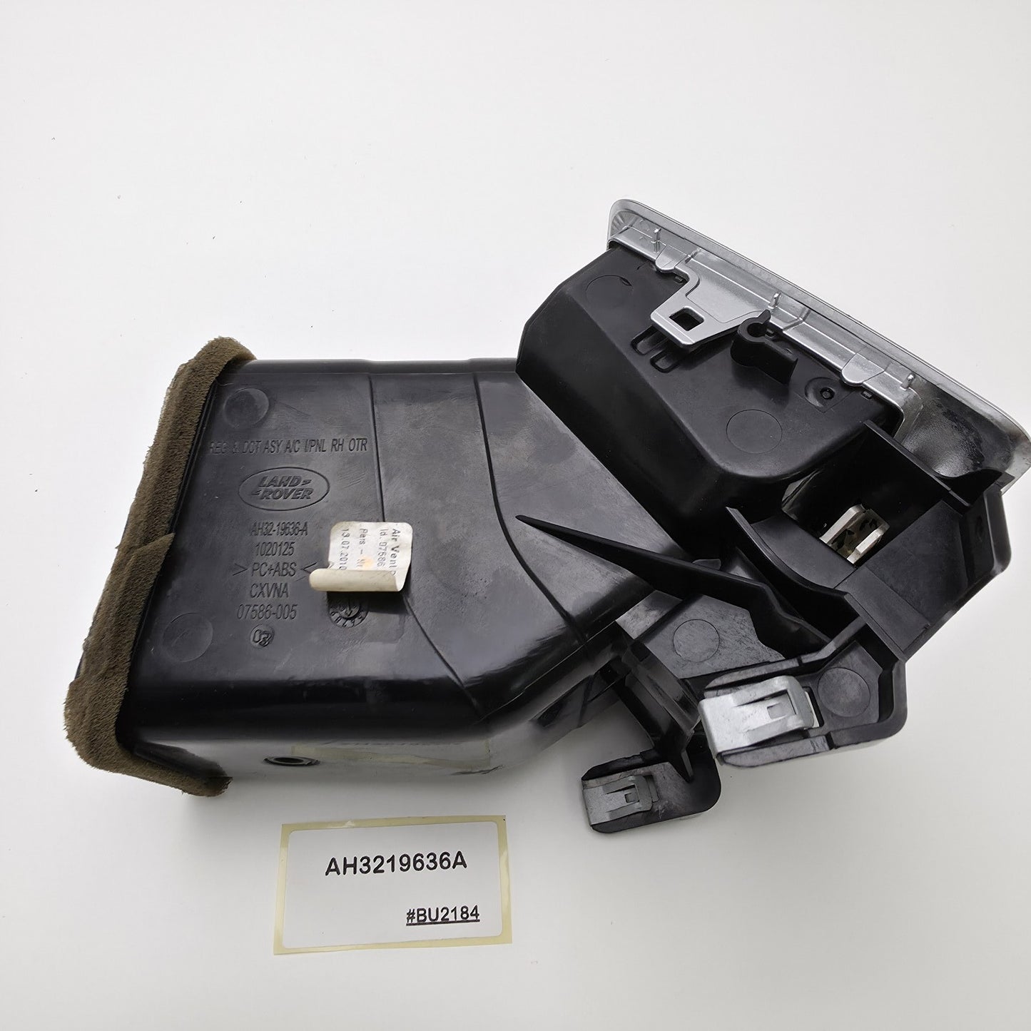 2010-2013 Land Rover Range Rover Sport Dashboard Side Air Vent Grill AH3219636A